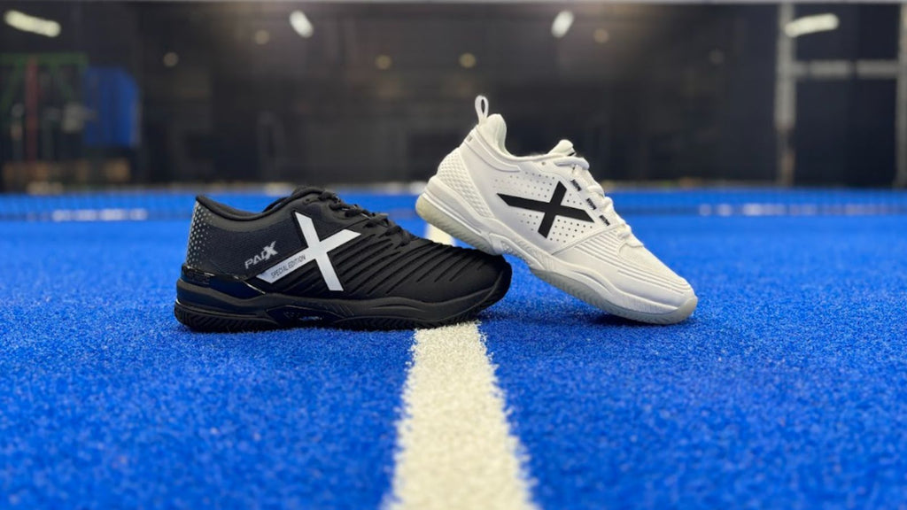 How should padel shoes fit?