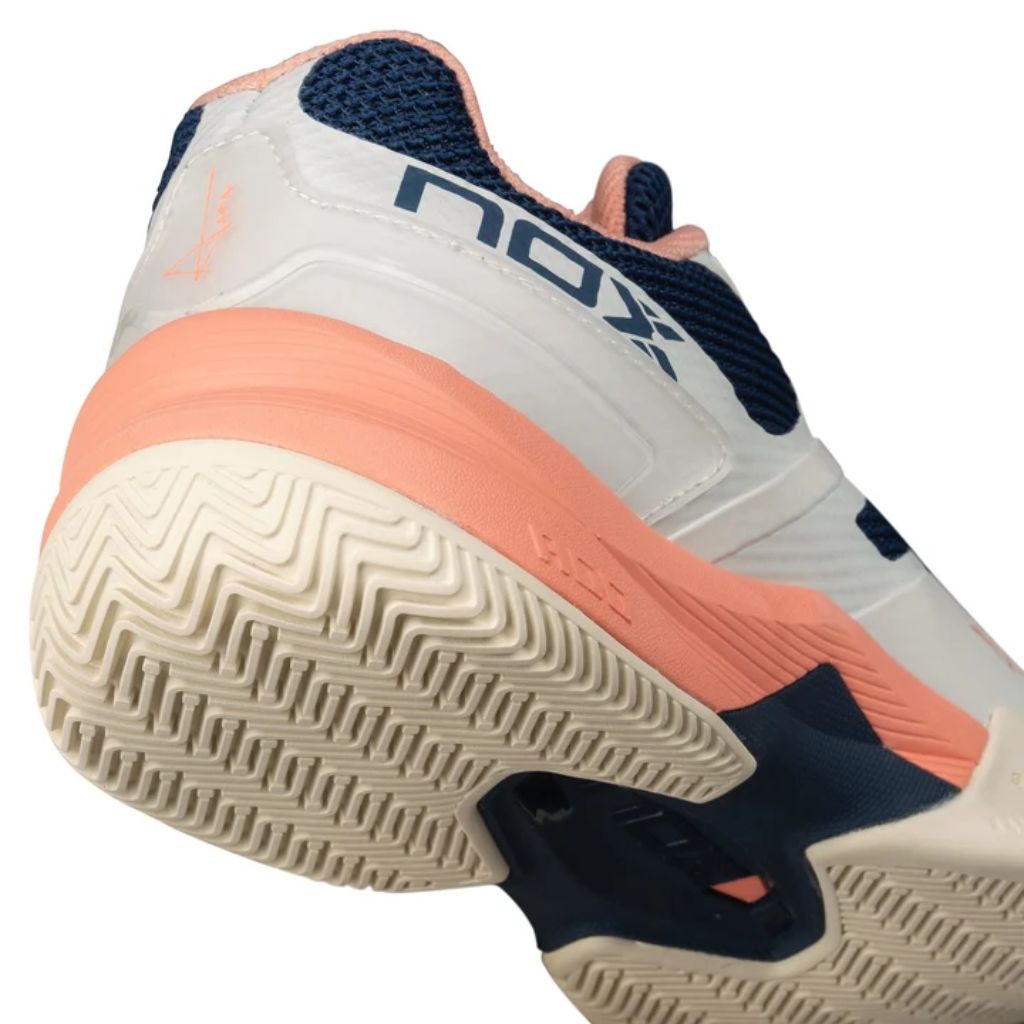 Nox AT10 pro Gardenia/Titan | Padel Shoes