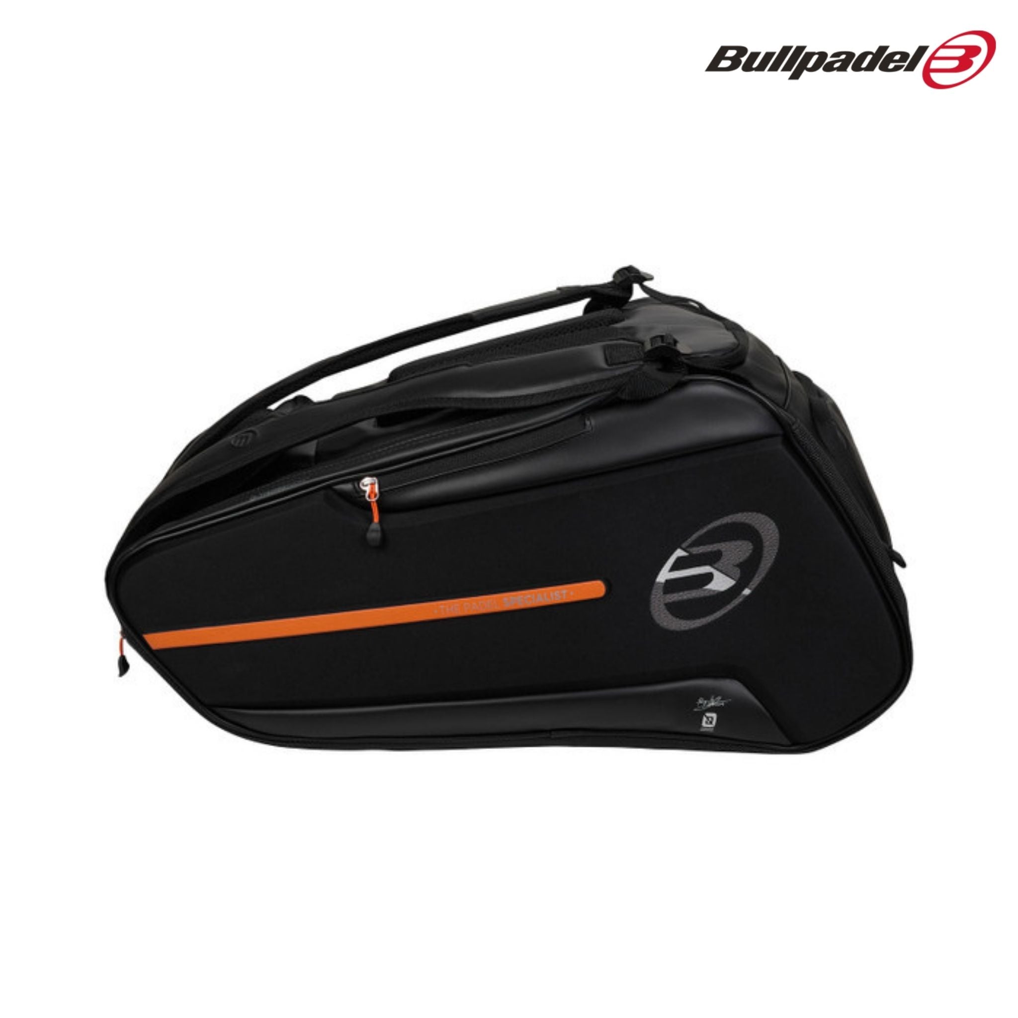 Bullpadel-BPP26012-Hack-Racketbag-frontside