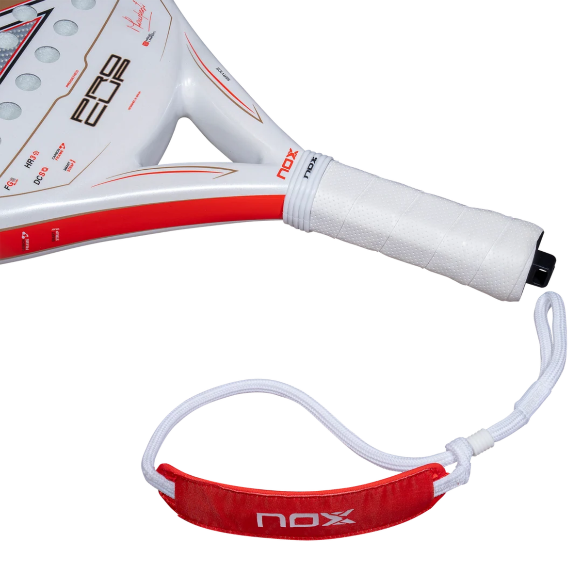 Close-up of the white handle and red wrist strap of the NOX ML10 Pro Cup COORP by Miguel Lamperti 2027 padel racket.