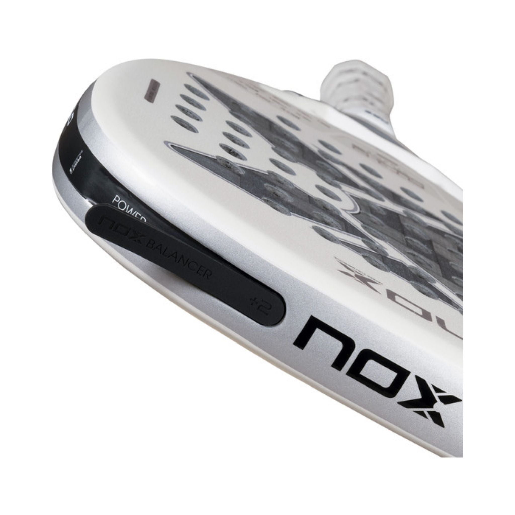 Nox-AT10-Genius-Attack-2026-ligged-gedraaid-jpg