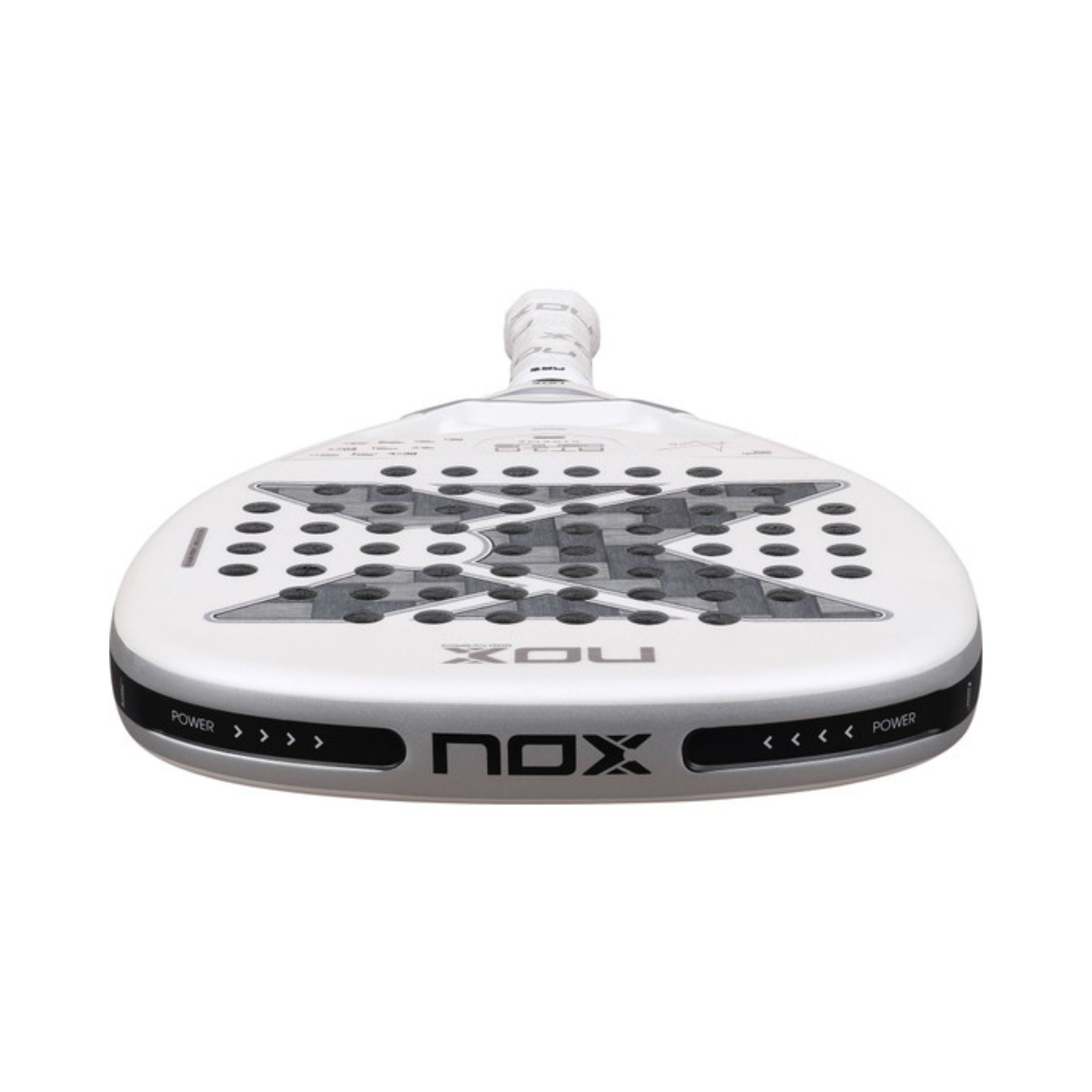 Nox-AT10-Genius-Attack-2026-liggend-jpg