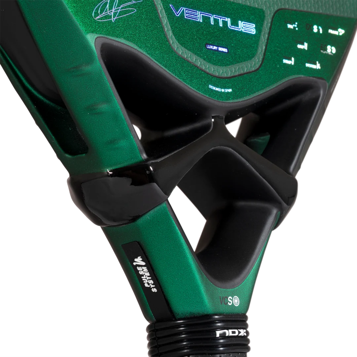 Close-up of the throat area of the NOX Ventus Attack 12K Xtrem Aimar Goñi 2027 padel racket, showing the black bridge construction, green lower frame and Ventus branding.